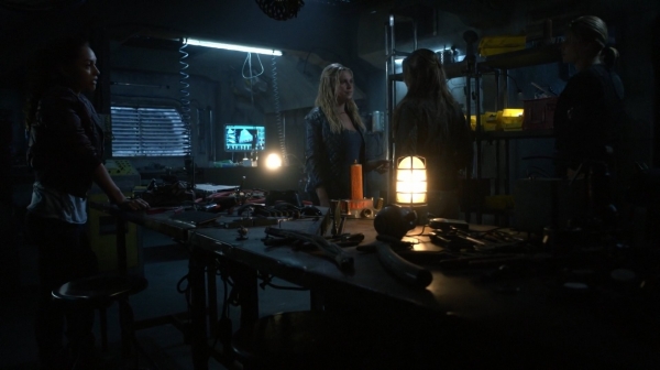 The Fog of War the 100 Season Two Episode Six-1884
