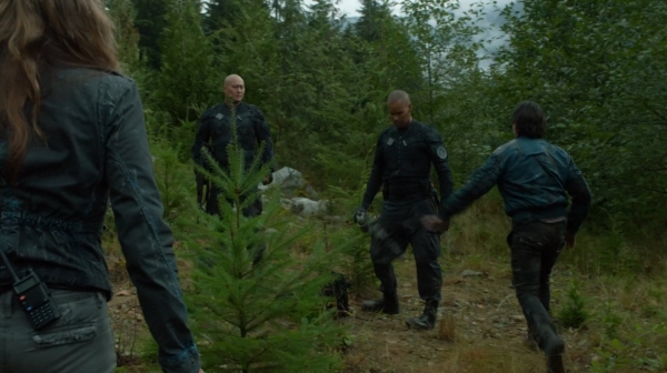 The Fog of War the 100 Season Two Episode Six-1333
