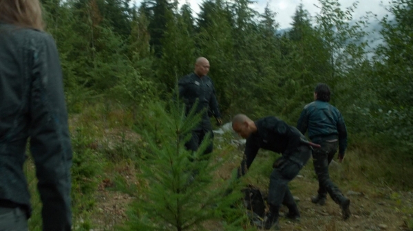 The Fog of War the 100 Season Two Episode Six-1332
