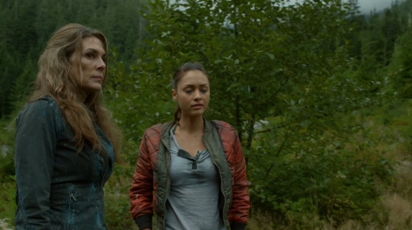 The Fog of War the 100 Season Two Episode Six-1329
