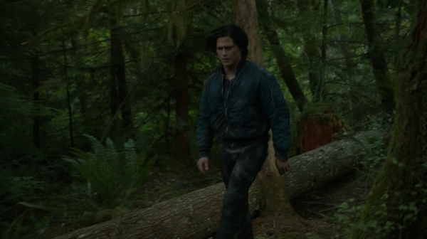 The Fog of War the 100 Season Two Episode Six-1326
