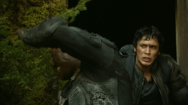 The Fog of War the 100 Season Two Episode Six-1231
