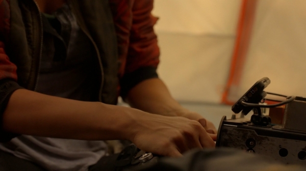 The Fog of War the 100 Season Two Episode Six-1176

