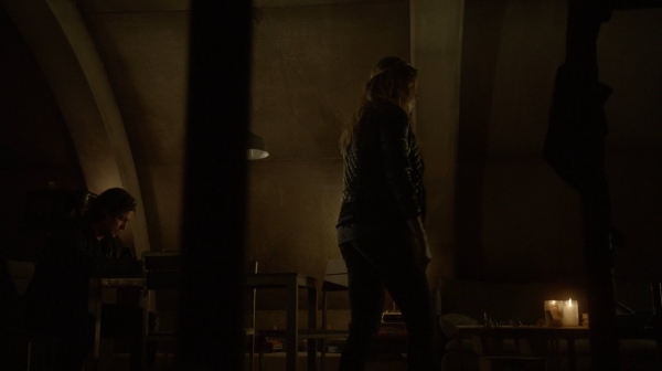 The Fog of War the 100 Season Two Episode Six-1122
