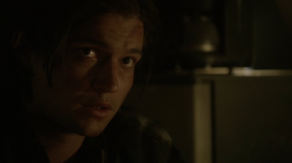 The Fog of War the 100 Season Two Episode Six-1108
