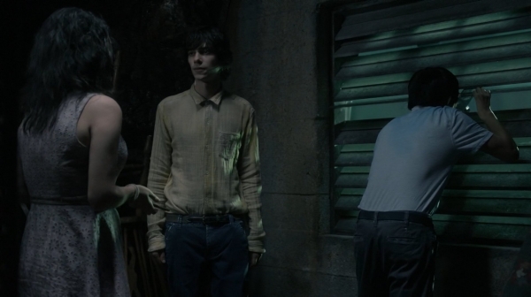The Fog of War the 100 Season Two Episode Six-903
