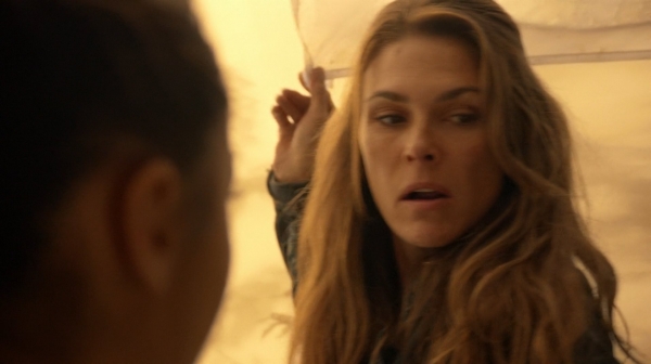 The Fog of War the 100 Season Two Episode Six-815

