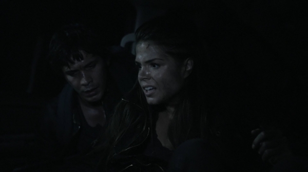 The Fog of War the 100 Season Two Episode Six-472
