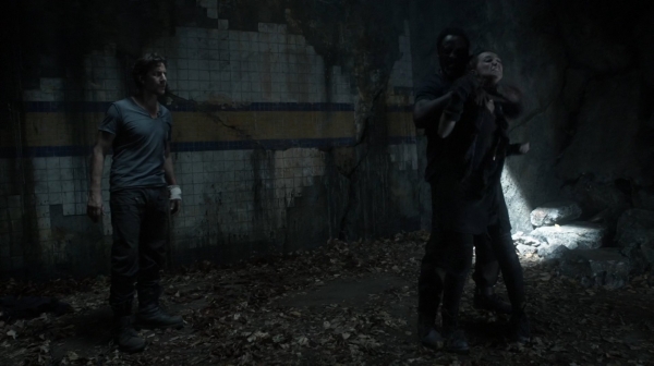 The Fog of War the 100 Season Two Episode Six-427
