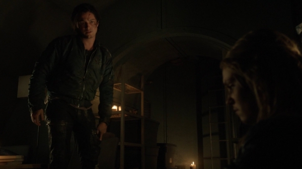 The Fog of War the 100 Season Two Episode Six-302

