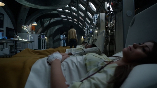 The Fog of War the 100 Season Two Episode Six-256
