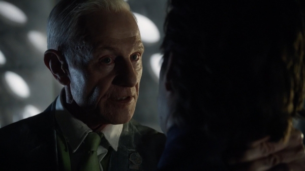 The Fog of War the 100 Season Two Episode Six-159
