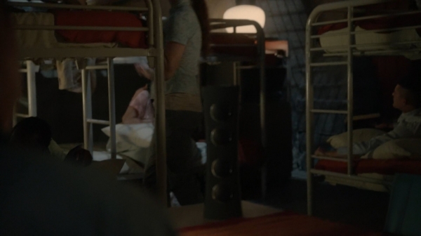The Fog of War the 100 Season Two Episode Six-142
