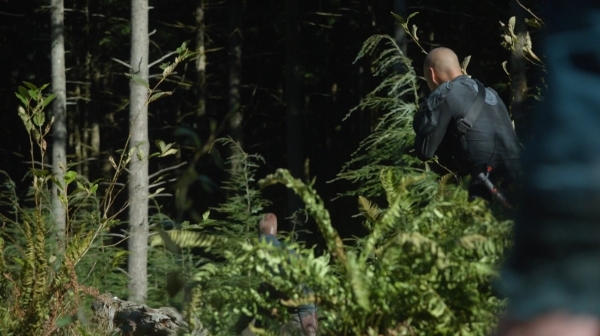 The Fog of War the 100 Season Two Episode Six-42
