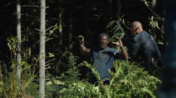The Fog of War the 100 Season Two Episode Six-39
