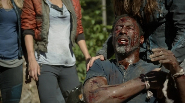 The Fog of War the 100 Season Two Episode Six-25

