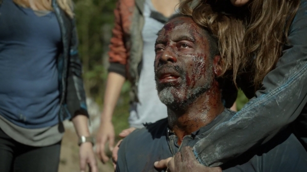 The Fog of War the 100 Season Two Episode Six-16

