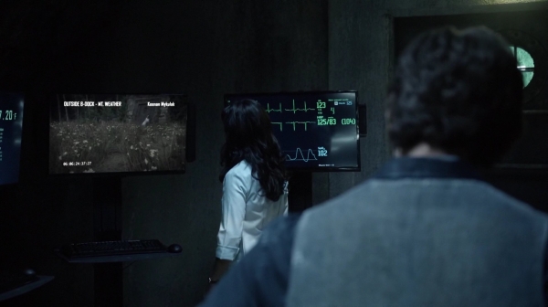 The 100 Long Into an Abyss Season Two Episode Seven-2390
