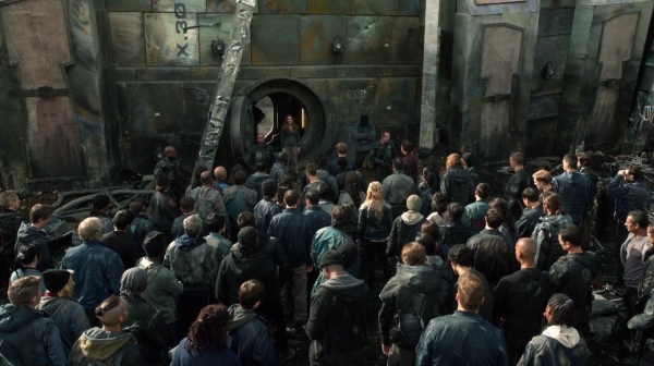 The 100 Long Into an Abyss Season Two Episode Seven-2112
