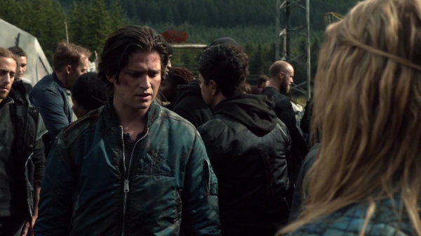 The 100 Long Into an Abyss Season Two Episode Seven-2090
