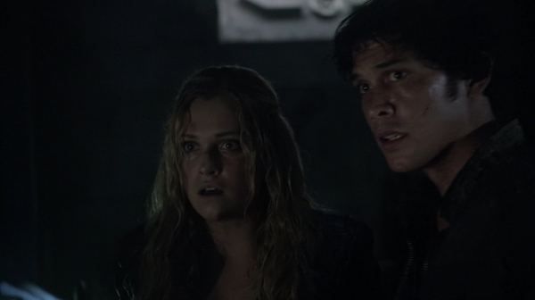 The 100 Long Into an Abyss Season Two Episode Seven-2054
