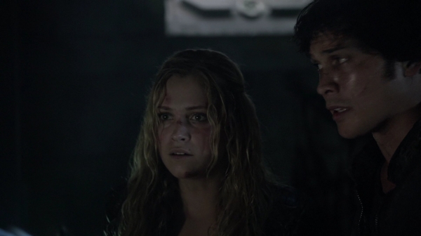 The 100 Long Into an Abyss Season Two Episode Seven-2052

