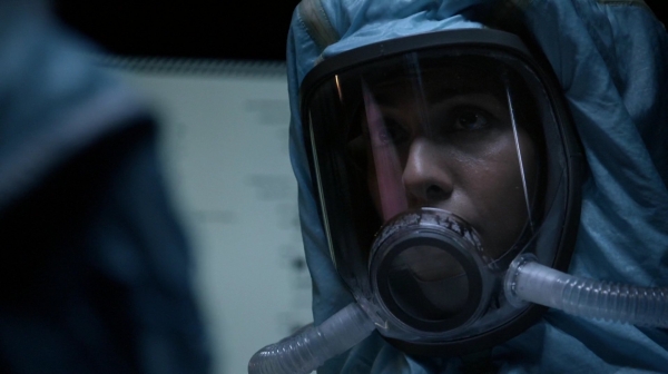 The 100 Long Into an Abyss Season Two Episode Seven-1750
