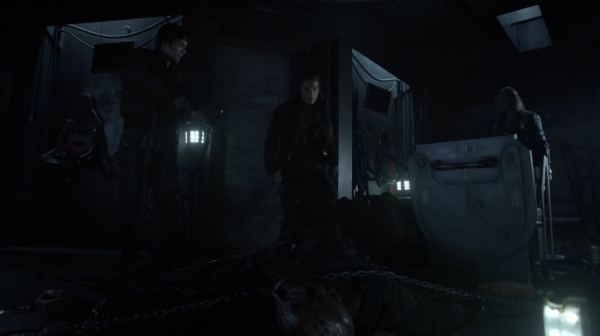 The 100 Long Into an Abyss Season Two Episode Seven-1541
