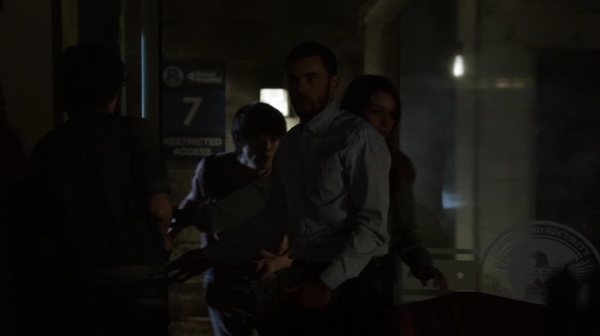 The 100 Long Into an Abyss Season Two Episode Seven-1388
