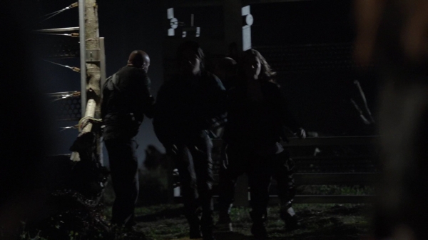 The 100 Long Into an Abyss Season Two Episode Seven-1335
