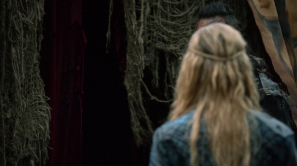 The 100 Long Into an Abyss Season Two Episode Seven-794
