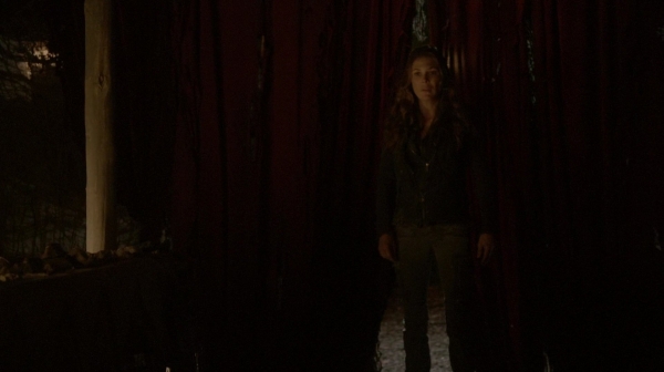 The 100 Season Two Episode Nine Remember Me-2208
