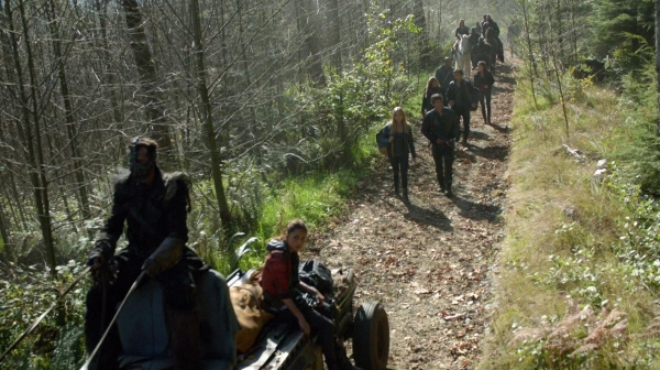 The 100 Season Two Episode Nine Remember Me-1860
