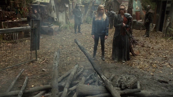The 100 Season Two Episode Nine Remember Me-1278
