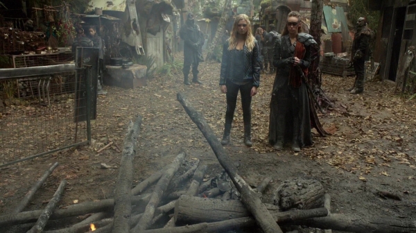 The 100 Season Two Episode Nine Remember Me-1277
