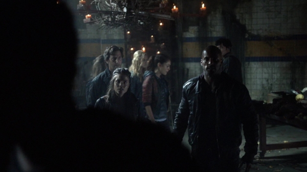 The 100 Season Two Episode Nine Remember Me-1017
