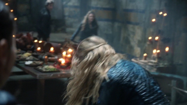 The 100 Season Two Episode Nine Remember Me-926
