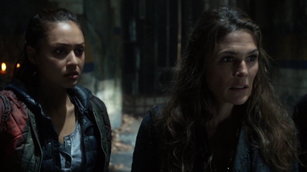 The 100 Season Two Episode Nine Remember Me-902
