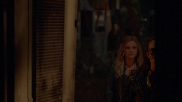 The 100 Season Two Episode Nine Remember Me-72
