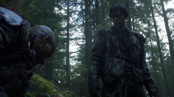 The 100 Season 2 Episode 10 Survival Of The Fittest-723
