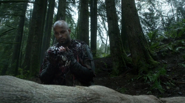 The 100 Season 2 Episode 10 Survival Of The Fittest-713
