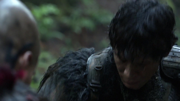 The 100 Season 2 Episode 10 Survival Of The Fittest-697
