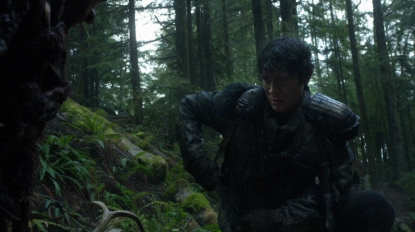 The 100 Season 2 Episode 10 Survival Of The Fittest-696
