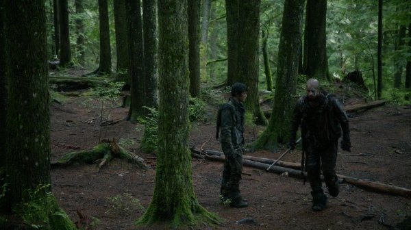 The 100 Season 2 Episode 10 Survival Of The Fittest-592
