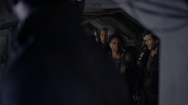 The 100 Season 2 Episode 10 Survival Of The Fittest-506
