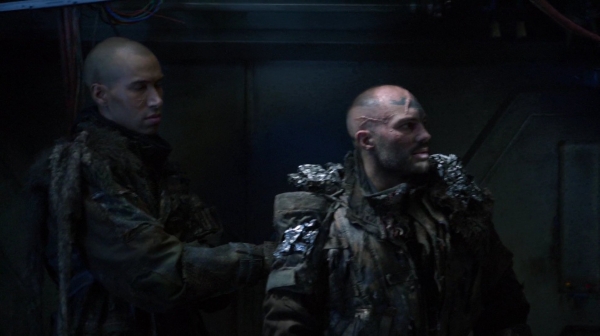 The 100 Season 2 Episode 10 Survival Of The Fittest-448
