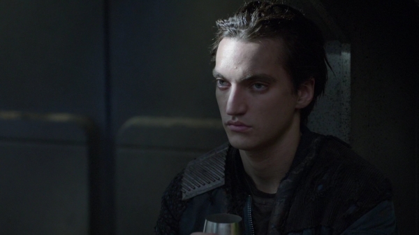 The 100 Season 2 Episode 10 Survival Of The Fittest-443
