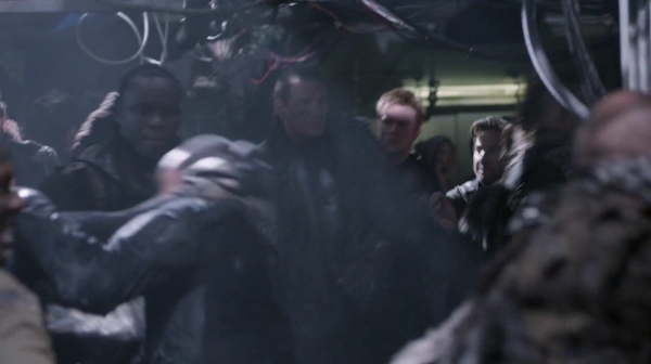 The 100 Season 2 Episode 10 Survival Of The Fittest-372
