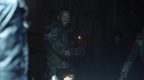 The 100 Season 2 Episode 10 Survival Of The Fittest-341
