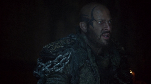 The 100 Season 2 Episode 10 Survival Of The Fittest-305
